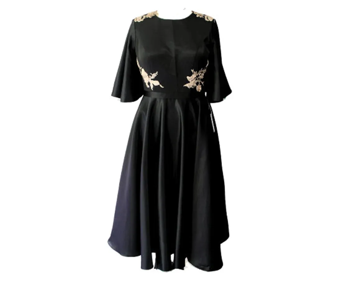 Black and Gold Satin A-Line Mother of the Bride/Groom Gown Cocktail Dresses