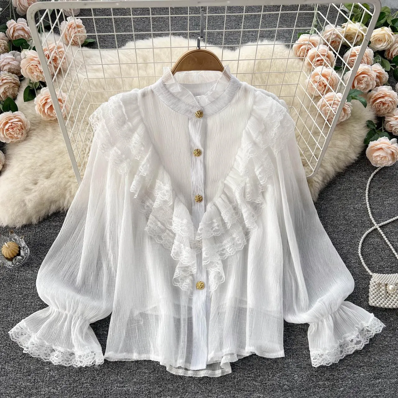 Cute lace long sleeve tops    S271