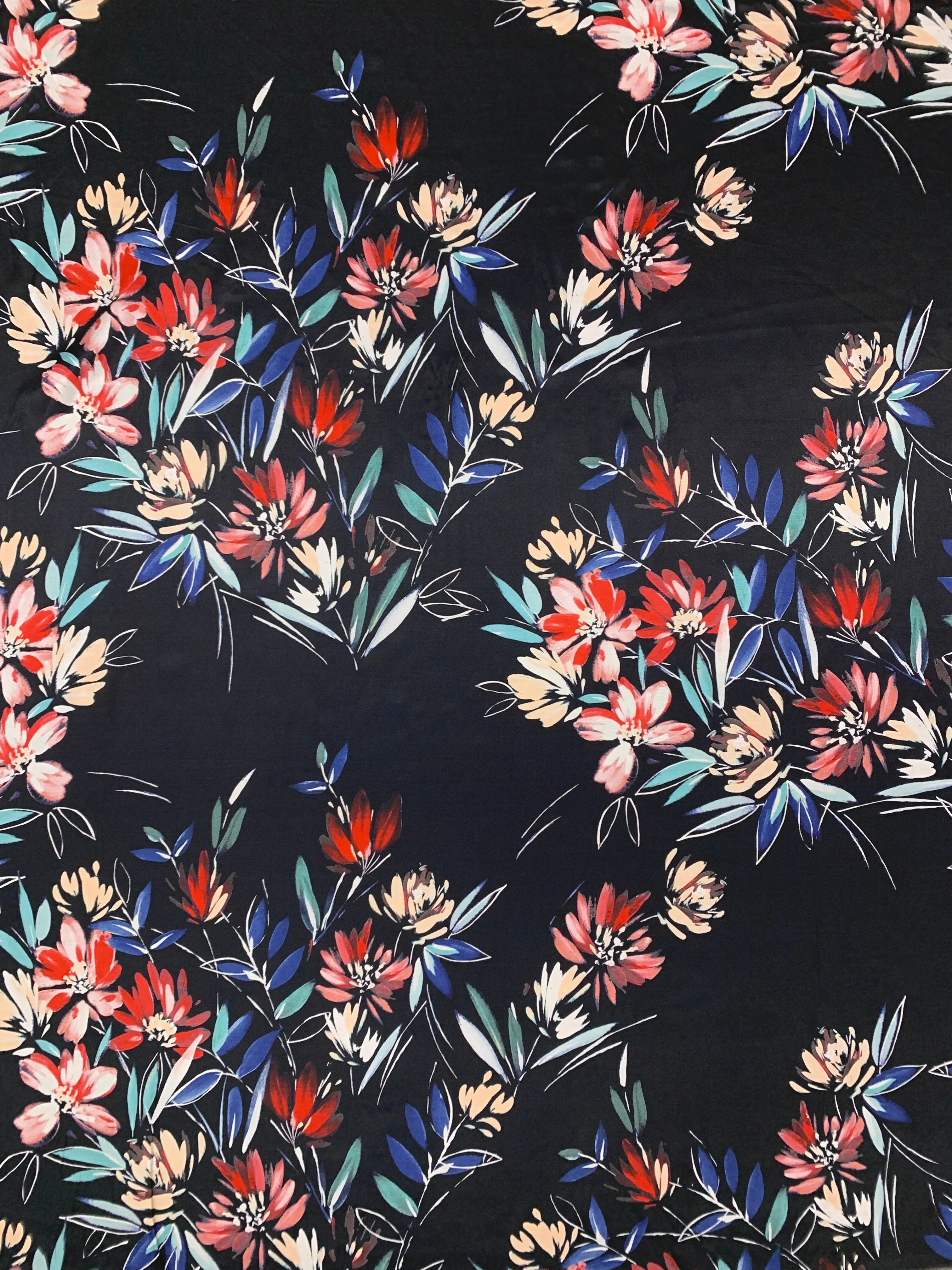 S-8022W OIL-PAINT FLORALS SILK VISCOSE CHARMEUSE. ITALY